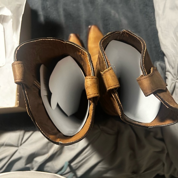 Circle G - Picture 5 of 9